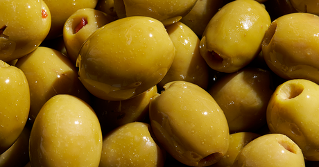 Pairing Greek Olive Oils with Foods: A Flavor Guide